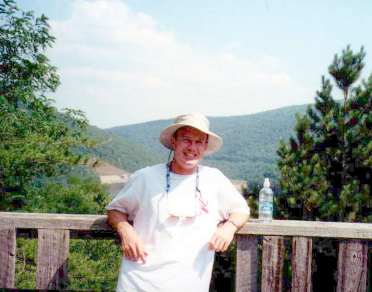 rob2.jpg (48051 bytes)